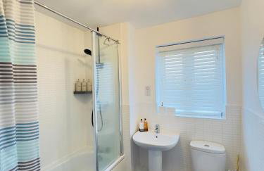 Entire 3-Bed Home, 5 mins to City Centre, Sleeps 6, 2 Free Parking - Foto 28