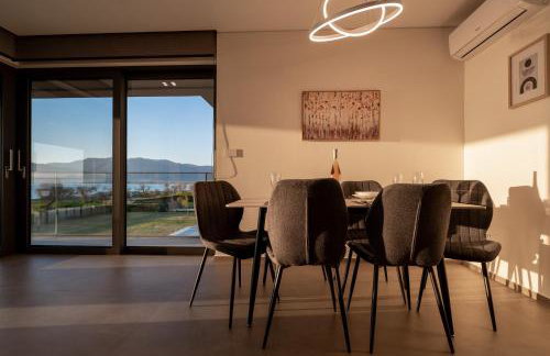 Sun and Sea Apartment - Beachfront, 2 Bedrooms with Sea View & Garden - Photo 15