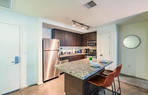 Relaxing 2BD - Central Downtown - Gym, Pool, Parking - Foto 25