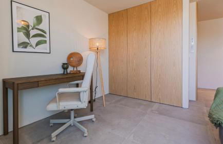 Stunning Beach House with Pool by LovelyStay - Foto 37