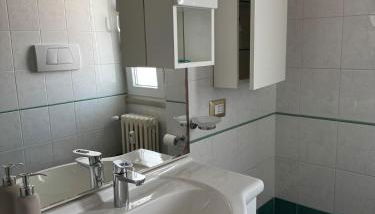 Eternal City Domus - Foto 5, towels, Shower