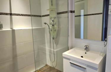 F2 sympa quartier Nouvelle Ville - Foto 5