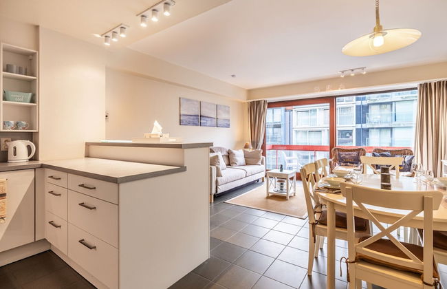 Apartment in St. Idesbald With Sea Views - Photo 7