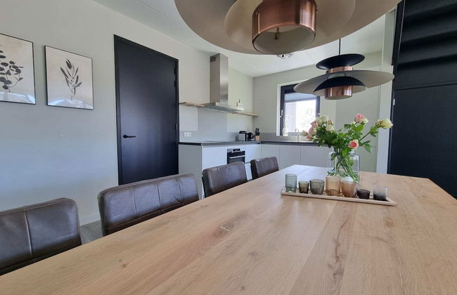 Luxurious Detached Water Villa With Jetty - Foto 19