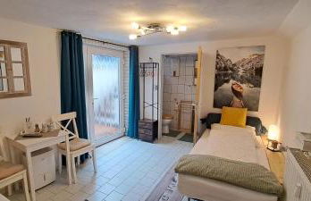 Private 1-2,5 -Zimmer-Wohnung mit Terrasse - Foto 12