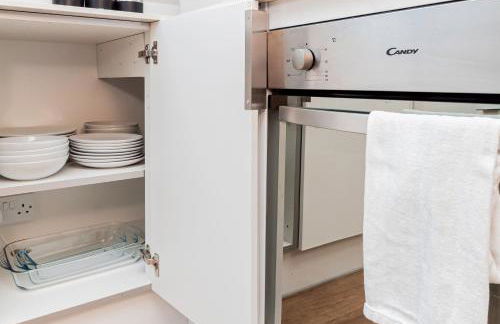 Contemporary 2-Bed Penthouse Central Stay! - Foto 26