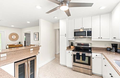 Htd Saltwater Pool! Walk to BEACH! PingPong! BBQ! - Foto 31