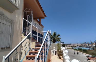 Confortable apartamento con vistas al mar - Foto 3