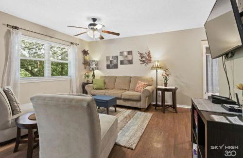 Wooded, Quiet Cottage, Very close to the Back 40 - Foto 6