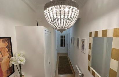 Amplio y céntrico piso con patio. - Foto 1