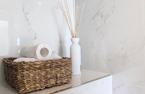 Horizon bleu vue mer dernier étage clim - Photo 23