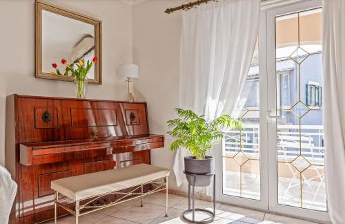 San Elias House - Photo 3