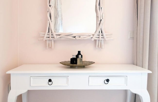 Villa Frosso Large Private Pool Walk to Beach Sea Views A C Wifi Car Not Required - 556 - Foto 5