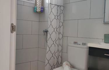 CASA PIRÁMIDE 2. Terraza WiFi y Parking Privado - Foto 19