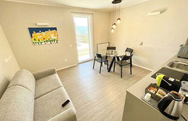 Villa Ipnotica - Panoramic Views Plus Exquisite Pool - Sleeps 7 - Very Stylish - Photo 15