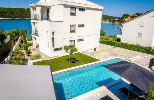 Villa Veronica with pool first line at sea - Foto 1