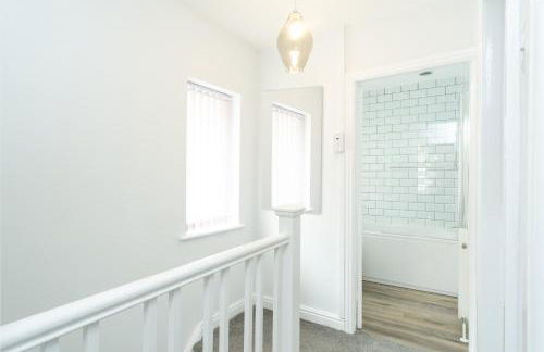 Heath House - Photo 23