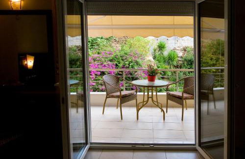 Hotel Viana - Photo 26