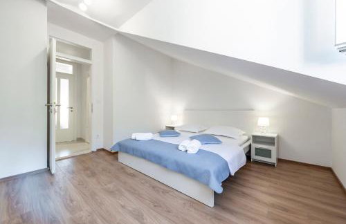 Peaceful 2-bedroom apartment Srebreno - Foto 5