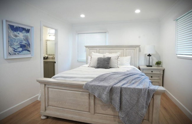 Awesome 5 Bedroom 3 Bath Pool Home With In-ground Jacuzzi - Foto 23