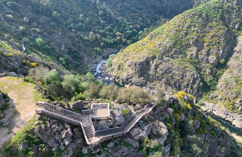 A Casa do Abílio em Alvarenga - Foto 27