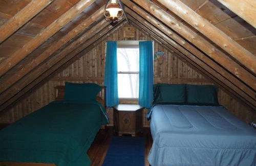 The Crystalaire Cabin - Charming and Relaxing! - Photo 48