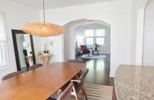 A bright, peaceful retreat designed for comfort and ease - Foto 11