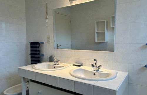 305 - Belle maison à deux pas de l'Anse du Croc - Foto 2