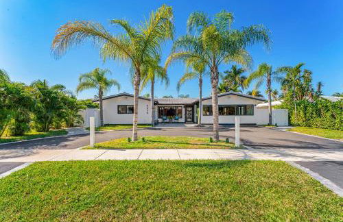 Tiki Hut Paradise Mins to Beach w Fire Pit - Foto 59