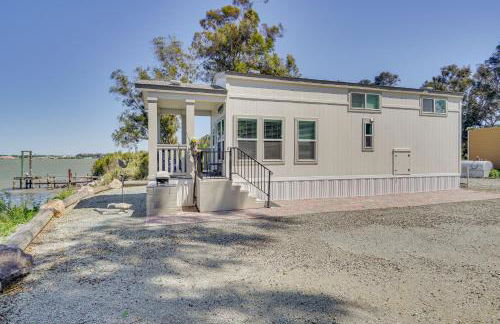 Riverfront Isleton Cottage Less Than 1 Mi to Rio Vista! - Photo 2