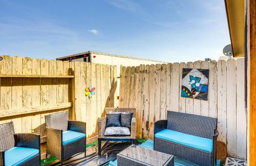 Patio and Mtn Views Family Gem in California City - Foto 19