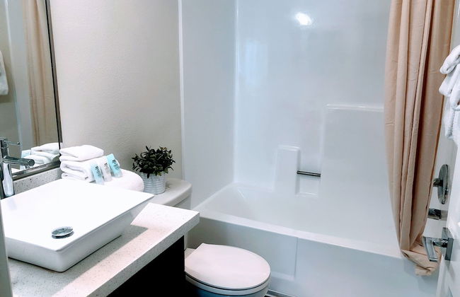 Westwood LA Executive Rentals - Foto 22