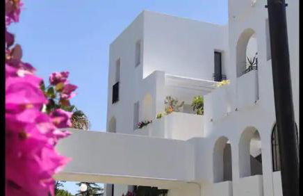 Fabuloso y amplio Duplex en Urb Jardines de Sotogrande - Foto 3