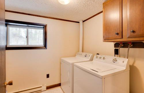 Hike & Ski: Cabin w/ Fireplace in Franconia! - Foto 12