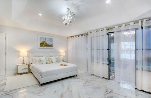 Stunning House with Beautiful Lake View - Foto 13