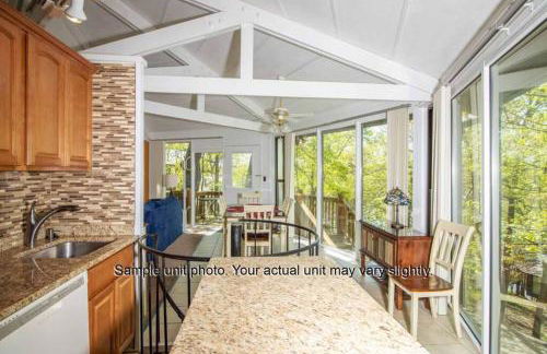 Unit 22 - Treetop 2 Bedroom Villa - Foto 8