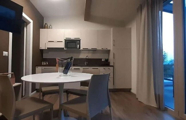 Apartment in Iseo With Pool - Photo 3