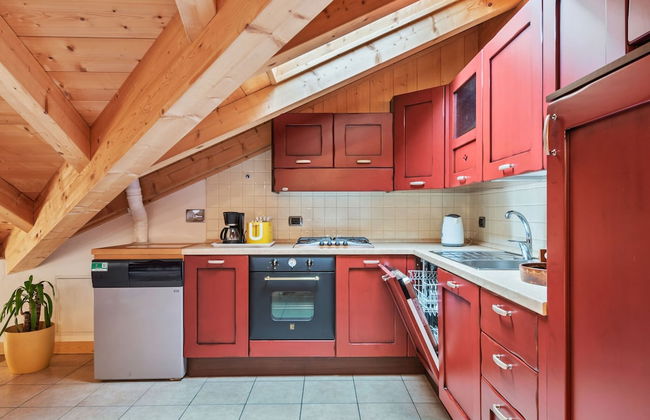 Belvilla by OYO Charming Apartment in Brez With TV - Foto 11