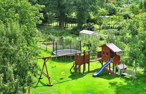 Cottage by Ostrowieckie Lake with Private Beach - Foto 14