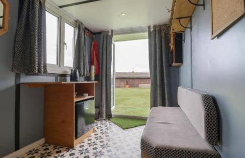 Dozy Dotty Cow Shed 4 - Foto 6