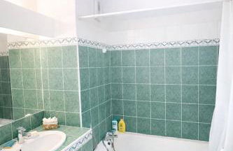 Séjour confortable aux Arceaux I Balcon, parking - Photo 2