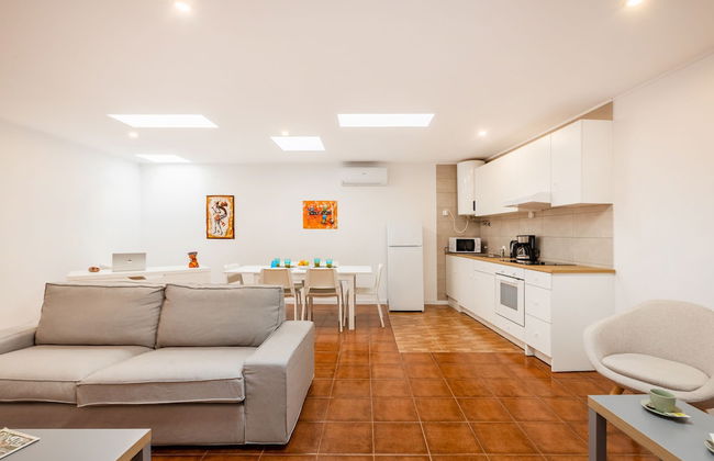 Live Laugh Love Beach Guest Home with AC - Photo 53