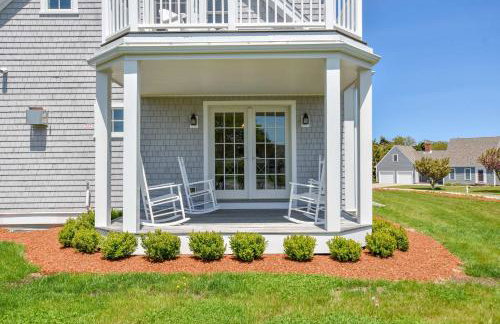 Spacious Game Room Close to Nauset Beach - Photo 4