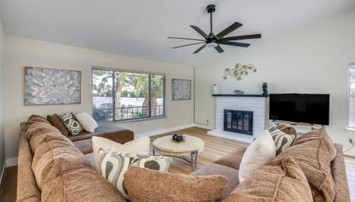 Pet-Friendly Las Vegas Home with Pool 4 Mi to Strip - Foto 3