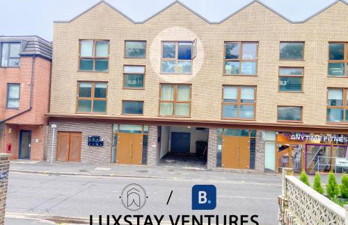 Multiple 2-Bedroom Apartments near Harry Potter Studios - 2-Minute walk to Bushey Station - 20 Minutes to London Euston - Ideal for Families & Business - Free Parking - Foto 36