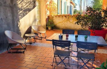 Appartement spacieux à Arles avec piscine et jardin partagé - Foto 8