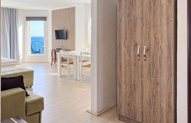 Open Sea Apartments - Photo 39