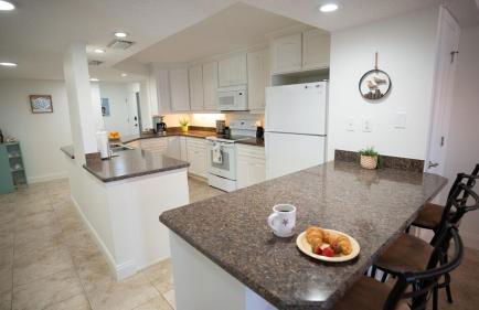 Beachfront Luxury with Spectacular Ocean Views! - Foto 30