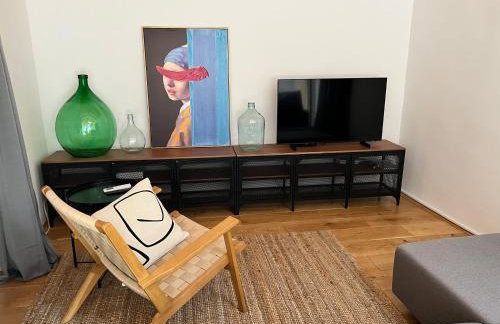 SeaYou!***Charming 1-bedroom rental unit in the old city center of Cres - Foto 10