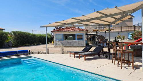 Villa Dora - Foto 3, Garden, sunbed